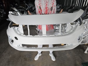 Fiat Egea sıfır orijinal ön tampon beyaz