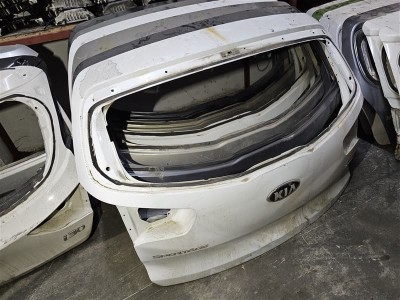 Kia Sportage çıkma bagaj kapağı