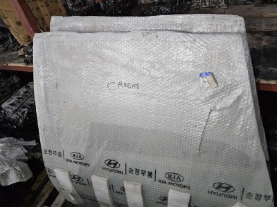 Kia Carens sol arka kapı orjinal