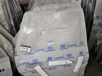 Hyundai Santa Fe sağ arka kapı orjinal