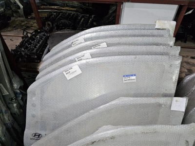 Hyundai Starex sol ön kapı orjinal 1998 2007 76003-4A200