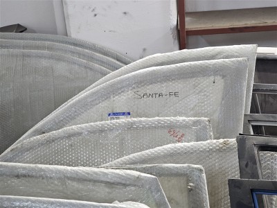 Hyundai Santa Fe ön sol kapı orjinal 76003-2B020