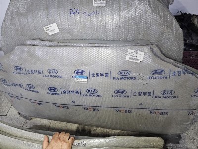 Hyundai H1 kaput orjinal 66400-4A302