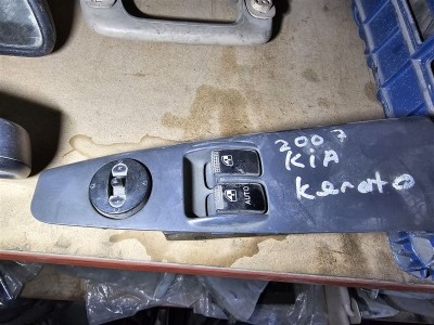 Kia Cerato 2007 cam açma düğmesi