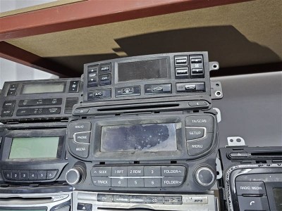 Kia Ceed 2017 radyo Teyp Çalar