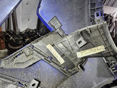 Hyundai Bayon sağ tampon ızgarası 865C2-Q0AA0