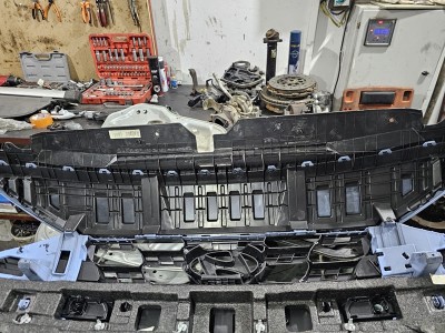 Hyundai i20n ön tampon üst plastiği 86390-Q0000